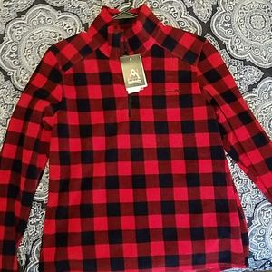 Avalanche Black and Red Plaid Pullover XL